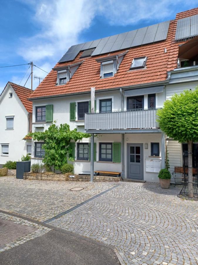 Giebelzimmer Mit Weinbergblick Stetten  ภายนอก รูปภาพ