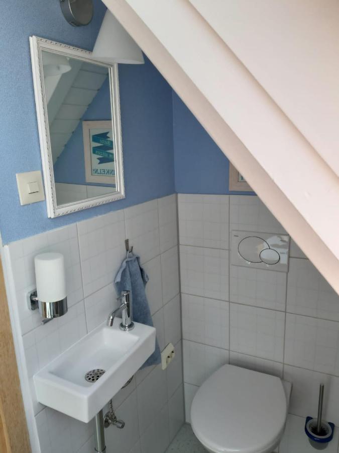 Giebelzimmer Mit Weinbergblick Stetten  ภายนอก รูปภาพ